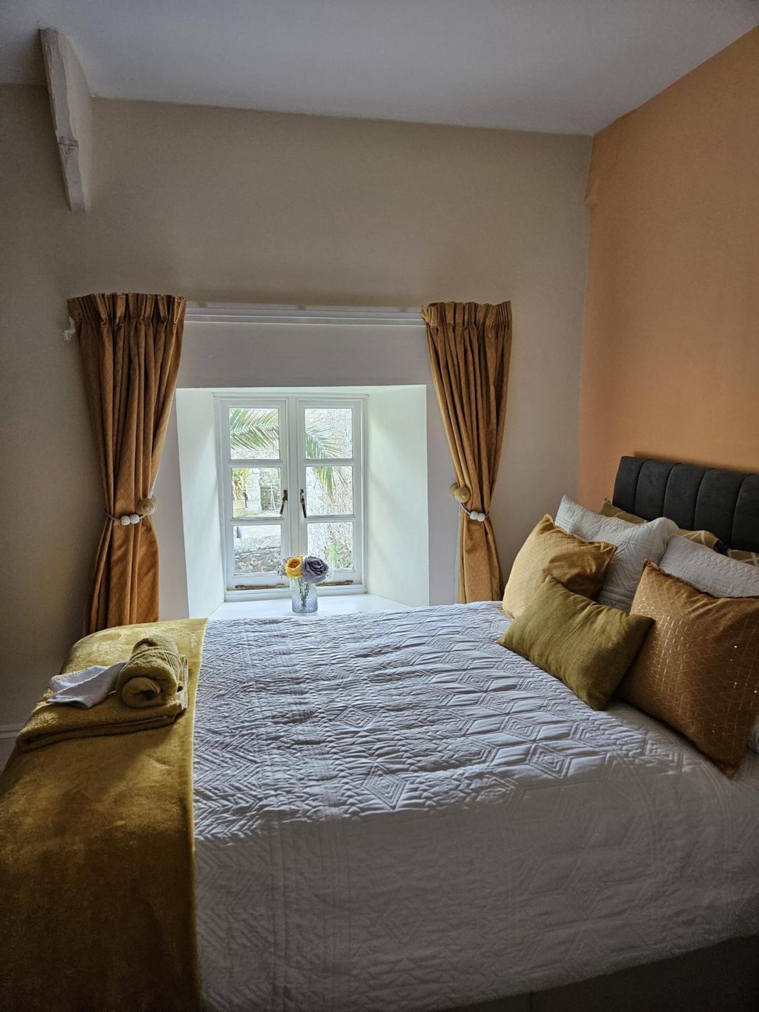 Sheviock Barton Bed & Breakfast Bagian luar foto